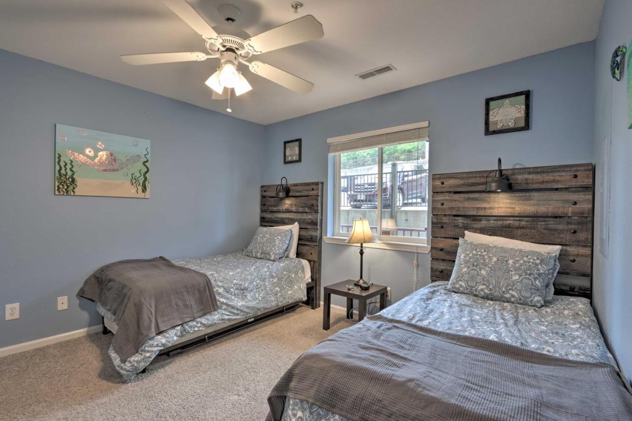 The Lake Escape With Balcony And Pool Access! Camdenton Exterior foto