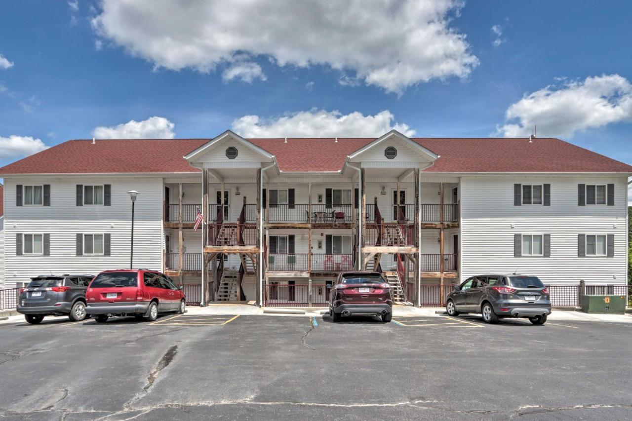 The Lake Escape With Balcony And Pool Access! Camdenton Exterior foto